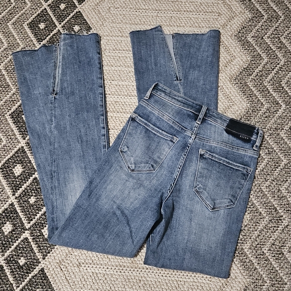 Risen Jeans High Rise Vintage Inspired Bell Bottom Distressed Split Hem 0 24 - Picture 14 of 17